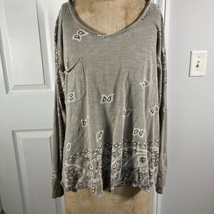 Magnolia Pearl Paisley Long Sleeve Tee Taupe Grey